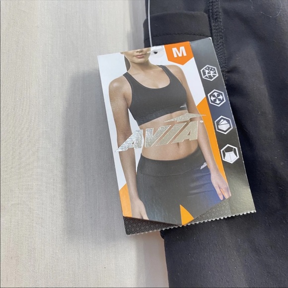 Avia Gray Black Leggings size M - NEW - Pockets - Picture 6 of 7